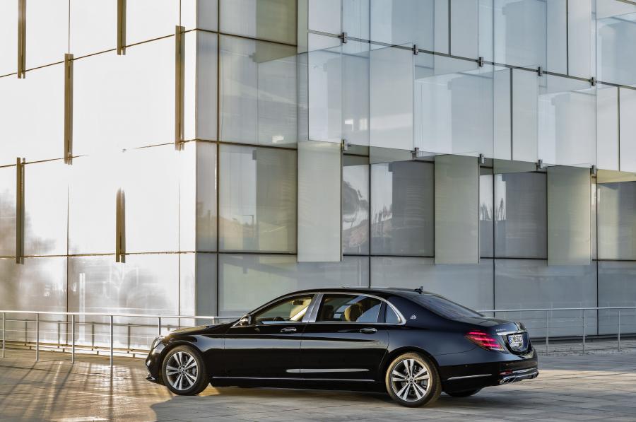  Mercedes-Maybach S560 2017 года  (WW) (фото 3 из 13)